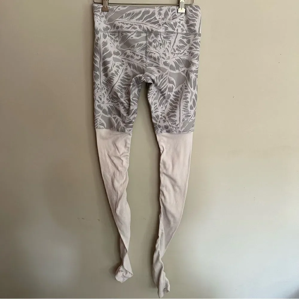 Alo Yoga Goddess palm leaf leggings size small